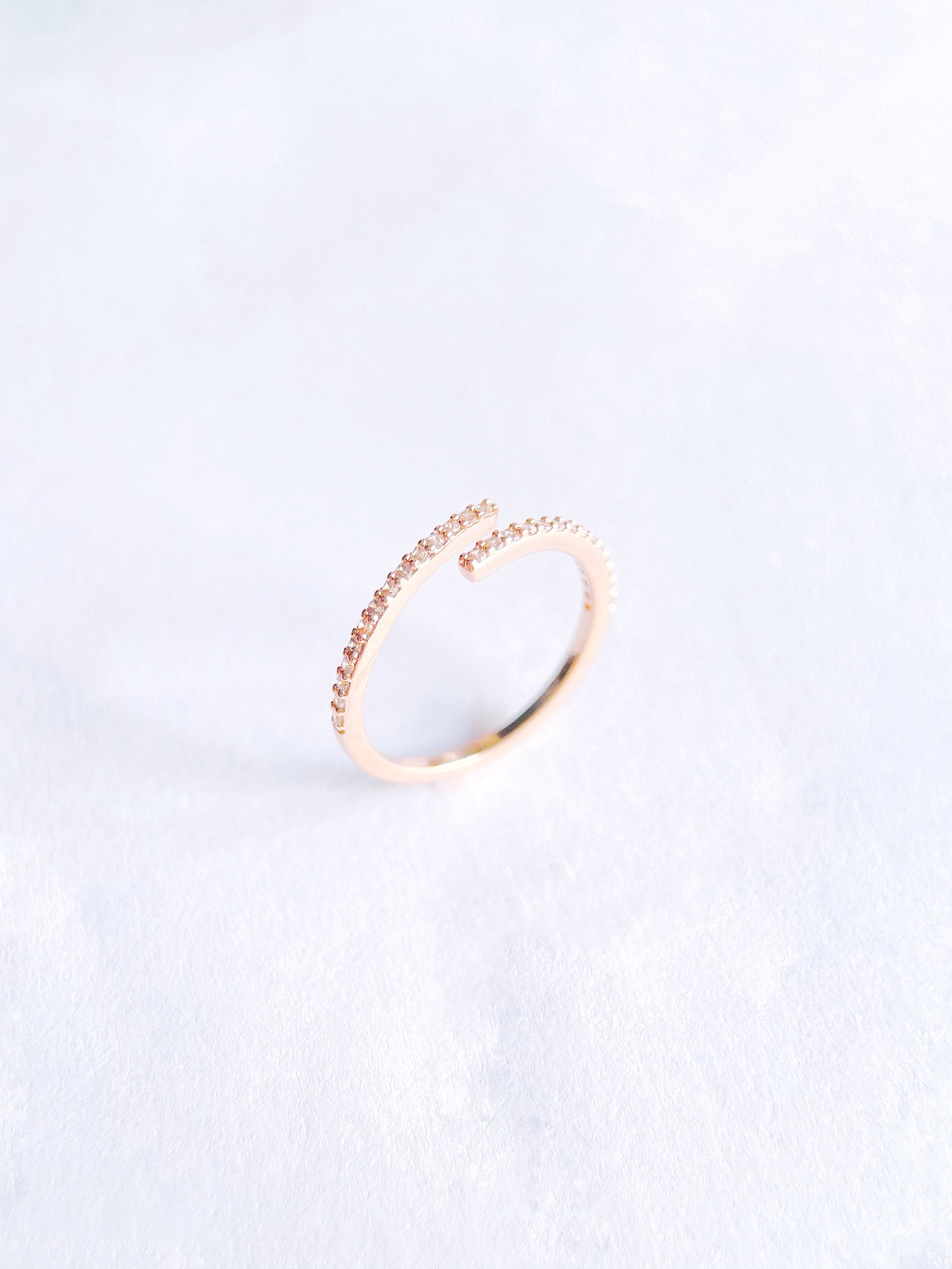 RB002 Elegant Ring