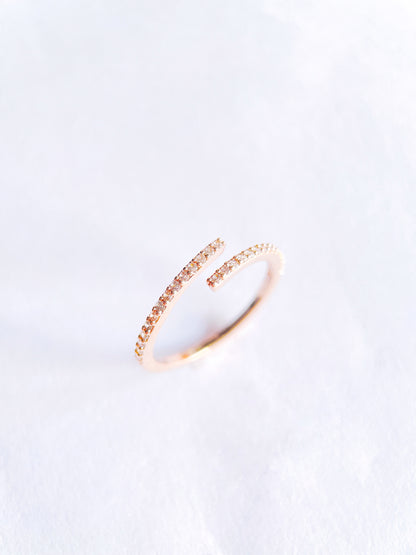 RB002 Elegant Ring