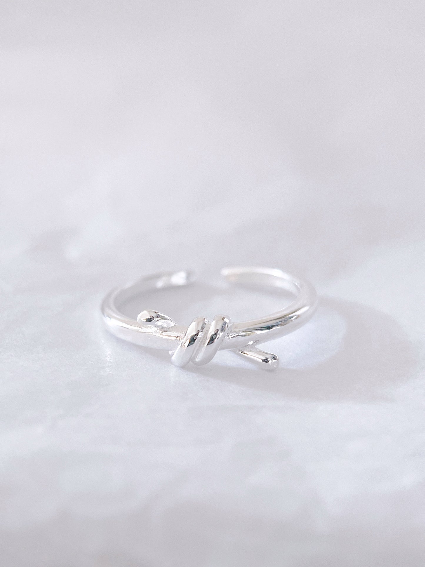 RB053 Knot Rings