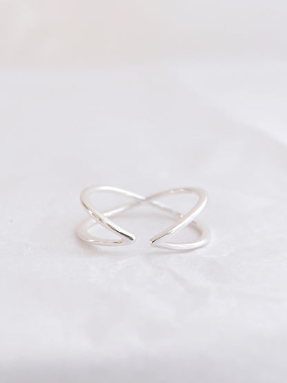 RB040 Simple Rings (交叉款)